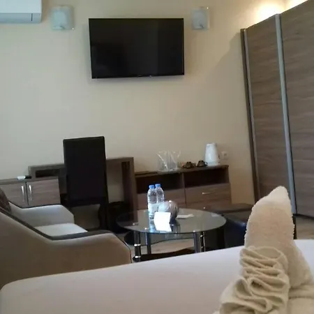 Border House *